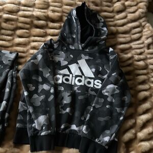 Boys Adidas Grey camo hoodie.  Size M 10/12.